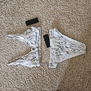 Snakeskin print Gianni Bini bikini, size XS, never worn, $40
